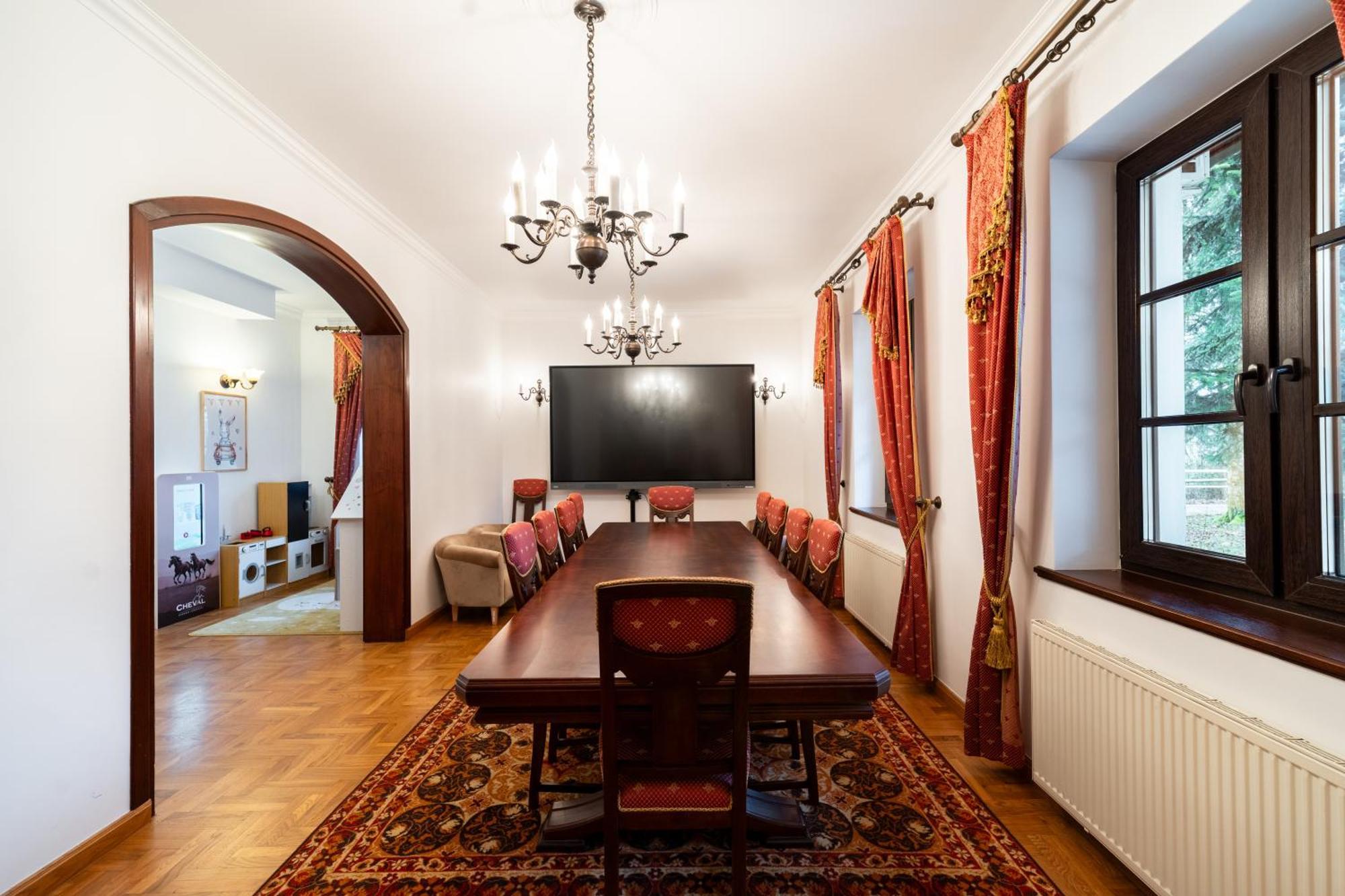Apartamenty W Dworku Cheval — Photos 1